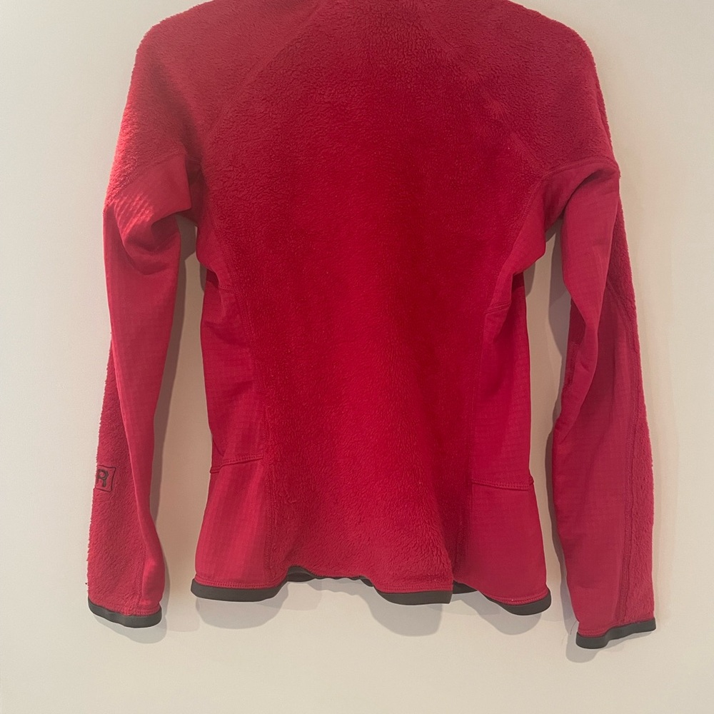 Patagonia Red Fitted Long Sleeve Hoodie